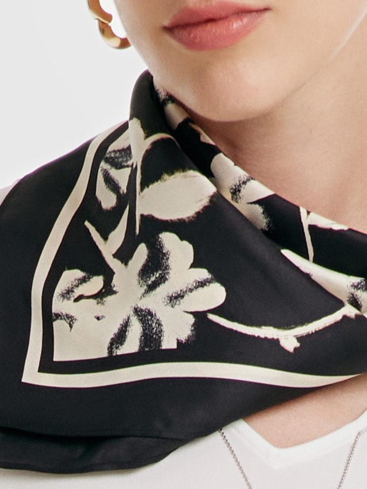 Evelyn & Co.™ | Silk 61 Square Scarf