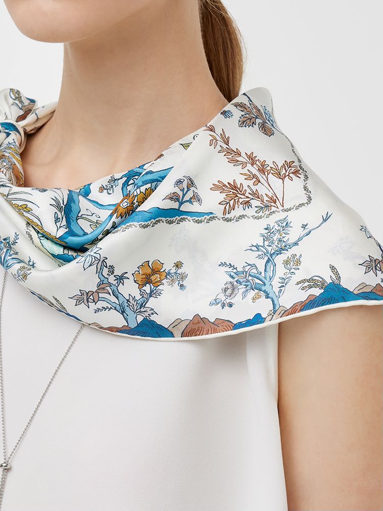 Evelyn & Co.™ | Mulberry Silk Scarf