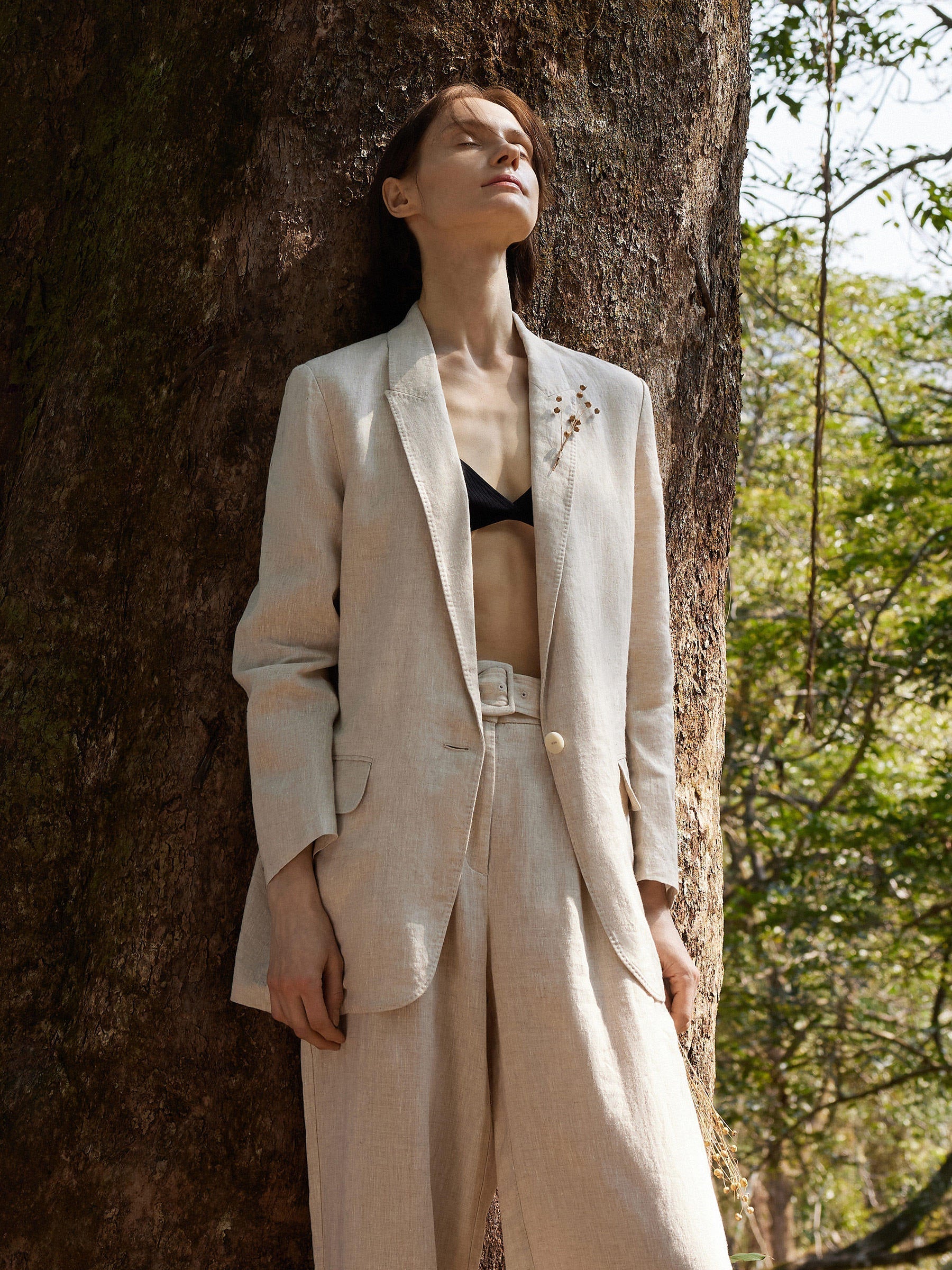 Evelyn & Co.™ | Linen Back Slit Blazer