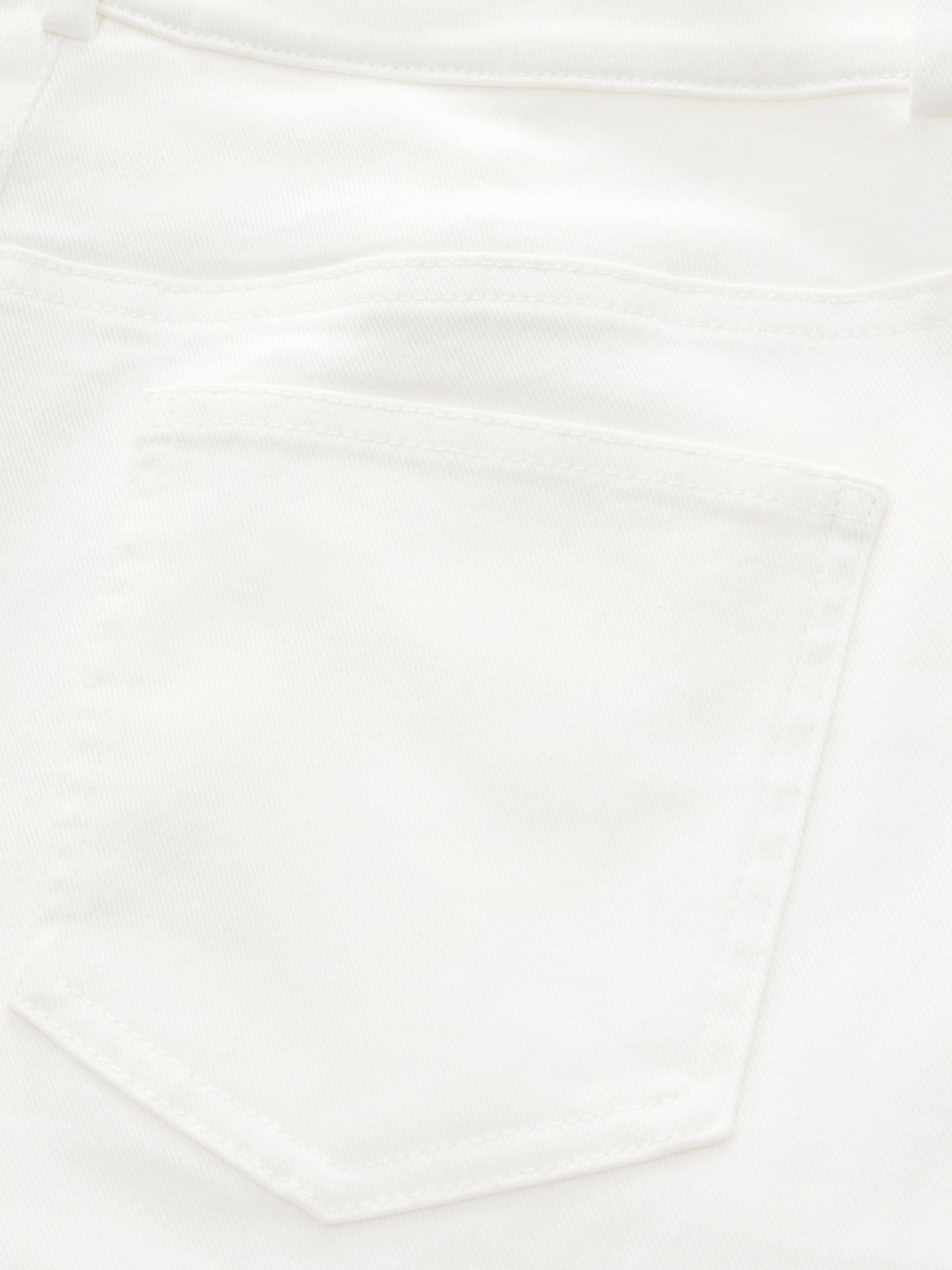 Evelyn & Co.™ | Denim Jeans With Belt