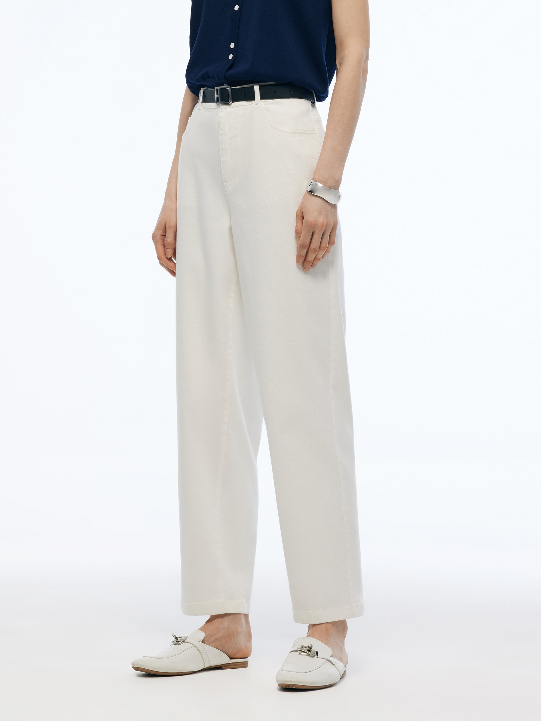 Evelyn & Co.™ | Denim Jeans With Belt