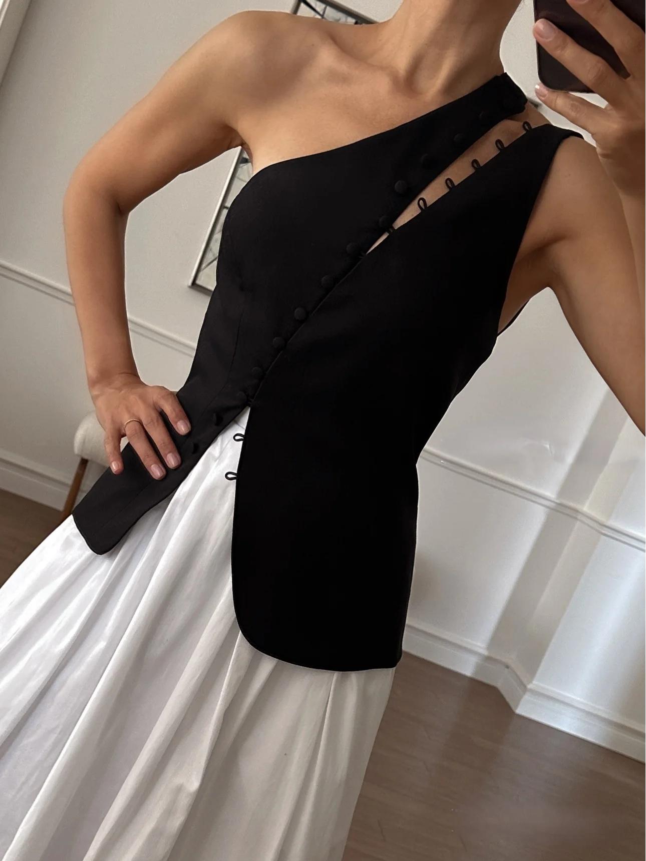Evelyn & Co.™ |  One Shoulder Top